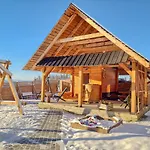 W Zebie Z Jacuzzi W Cenie Na Wylacznosc Дом отдыха Зомб