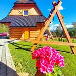 W Zebie Z Jacuzzi W Cenie Na Wylacznosc Ferienhaus Zab